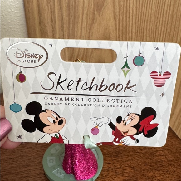 Roger Rabbit Jessica Rabbit ornament - Picture 3 of 3